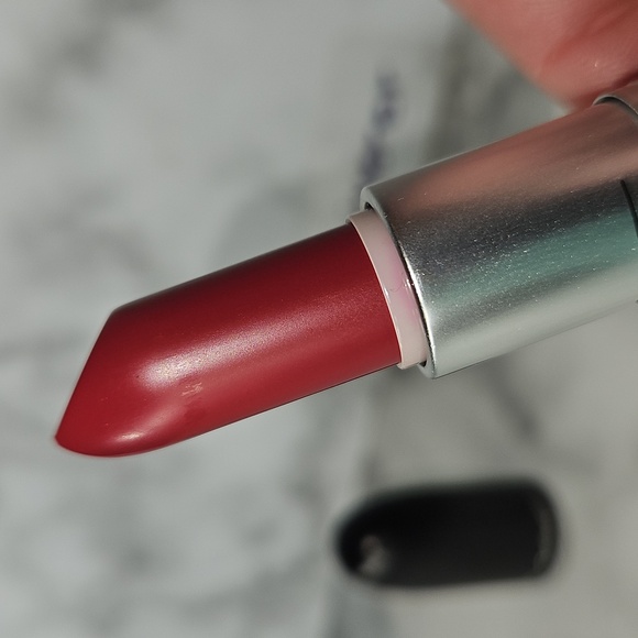 D IS FOR DANGER NWOB Matte Lipstick MAC - Picture 5 of 15